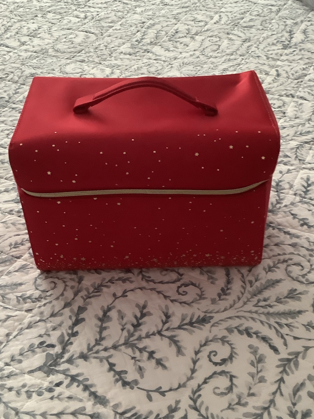 Estee Lauder Red Cosmetic Travel Case with Gold Star Detail